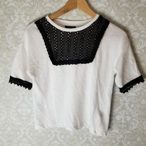 Topshop white with black crochet top sz 4